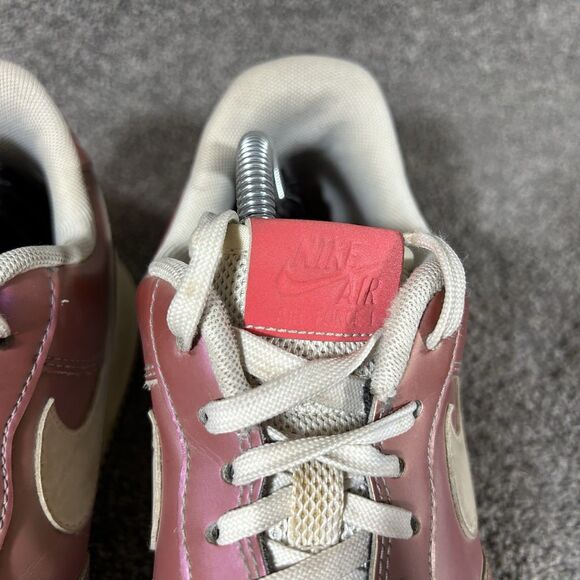 Nike Air Force 1 07 LV8 823511-600 Men’s Size 9 Track Red Pink Iridescent Shoes - Picture 4 of 12